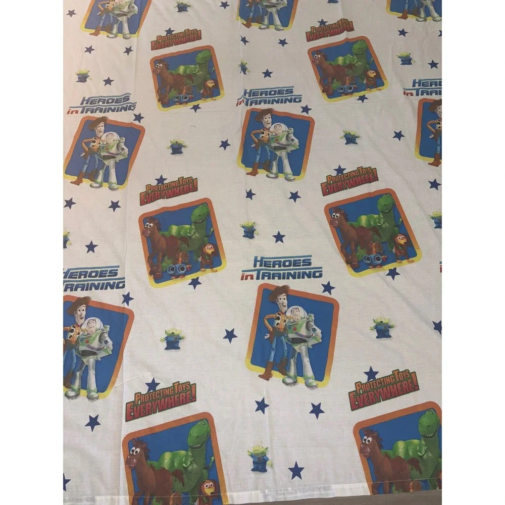 Disney Pixar Toy Story Twin Flat Sheet – Woody, Buzz & Friends  Clean and Bright